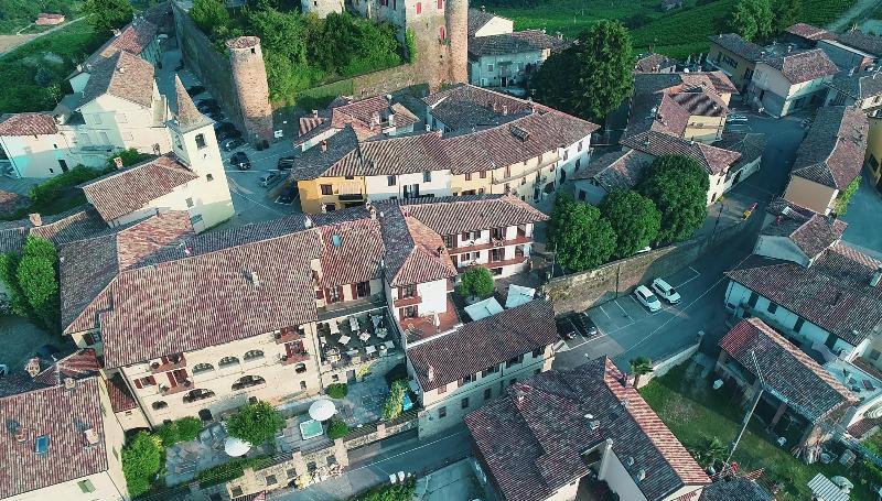 Le Torri - Castiglione Falletto